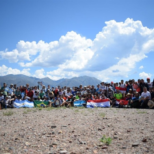 #FYI ¿120 jóvenes cruzando los Andes caminando? Francisco Sosa nos cuenta sobre “La séptima cruzada”